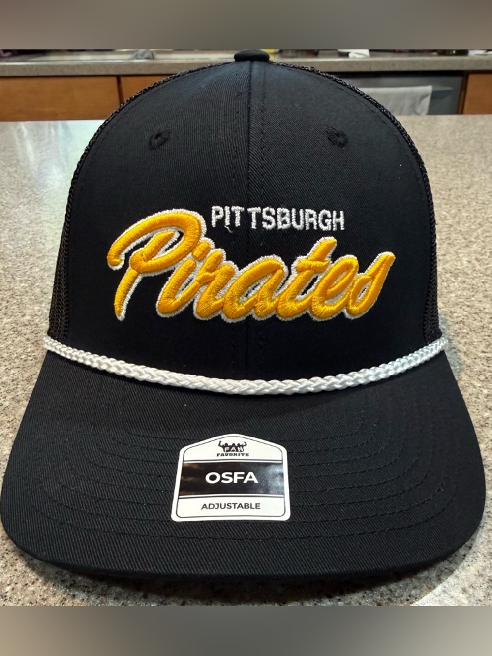 Pittsburgh Pirates MLB Baseball Adult OSFA Adjustable Hat Fan Favorite,NWT!